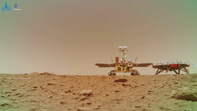 Китай публикува видеокадри от придвижването на неговия ровър на Марс