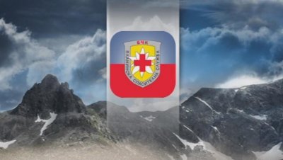 8 планински спасители съвместно със служители на полицията и армията