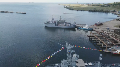 Два руски кораба са провели учебни артилерийски стрелби в Черно