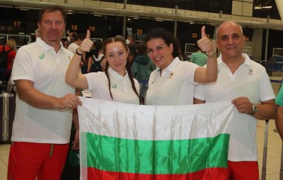 Още две български олимпийки потеглиха към Токио