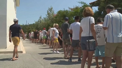 Рекордна избирателна активност сред българските туристи в Северна Гърция Пред секцията