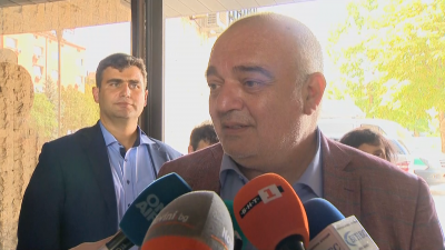 Продължават разговорите на експертно ниво с Има такъв народ за