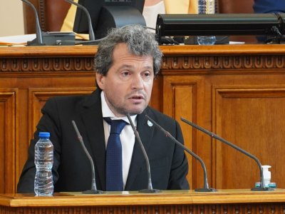 Тошко Йорданов с критика към поведението на Христо Иванов и "Демократична България"