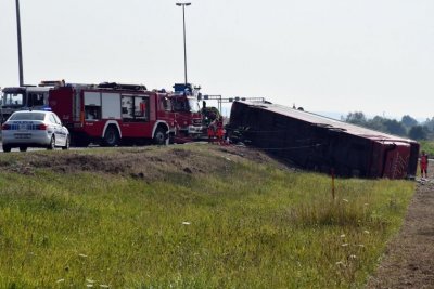 При автобусна катастрофа в Хърватия загинаха 10 души Ранените са