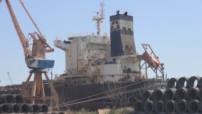 Филипинският кораб със заразените моряци напуска бургаското пристанище днес