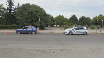Шофьор блъсна две деца на пешеходна пътека в Бургас
