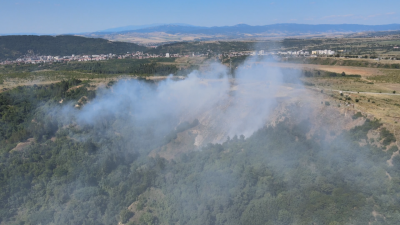 МОСВ: Няма замърсяване на въздуха след пожара на сметището край Дупница