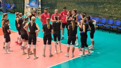 Волейболните националки победиха Украйна в контрола