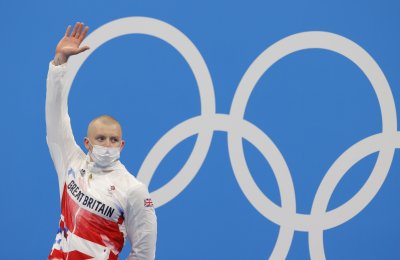 Адам Пийти защити олимпийската си титла на 100 м бруст