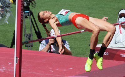 Мирела Демирева се класира за финала във високия скок