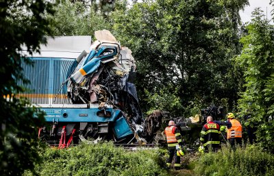 Няма данни за пострадали български граждани при влаковата катастрофа до