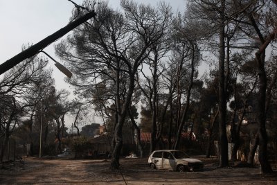 МВнР: Няма данни за пострадали българи при пожарите край Атина и в други райони на Гърция