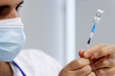 Канада задължава държавните служители да се ваксинират срещу COVID-19