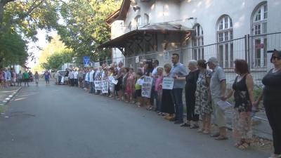 Жители на Нова Загора излязоха на протест Те настояват да