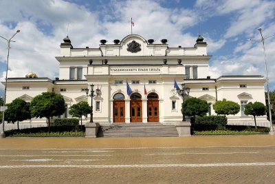 Конституционната процедура с първия мандат ще завърши с акт на Народното събрание