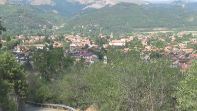 Село Мирково отпразнува днес своя 30 годишен юбилей от обявяването си