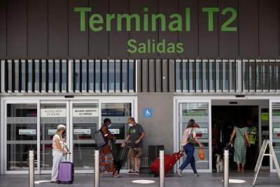 Нови изисквания за българите, които пътуват до Испания и Чехия