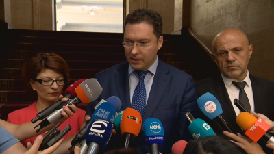 Даниел Митов след връщането на мандата: Трябва да стане ясно, че без ГЕРБ-СДС не може да се върви напред