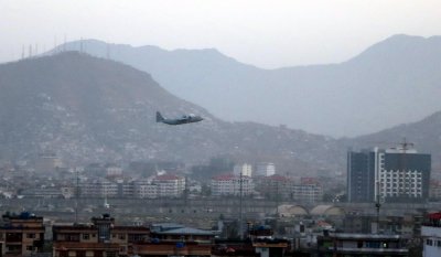 Най малко 40 души са загинали при самоубийствения атентат в Кабул