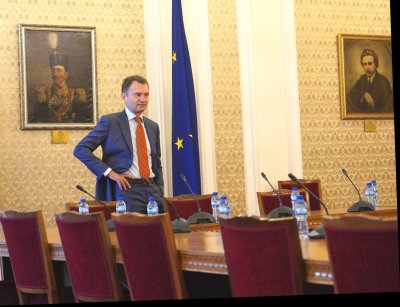 Комисията "Росенец" не заседава заради липса на кворум