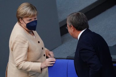 Меркел обяви подкрепата си за Армин Ланшет на предстоящите избори в Германия