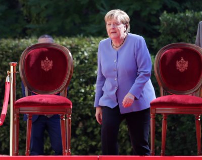 Германският канцлер е на среща на върха с правителствените ръководители