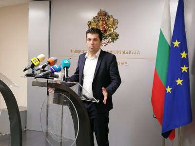 Кирил Петков: Влизаме в политиката и ще сме участници в изборите
