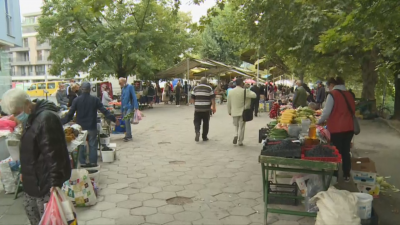 Кооперативният пазар в Благоевград е сред най посещаваните места в пазарните