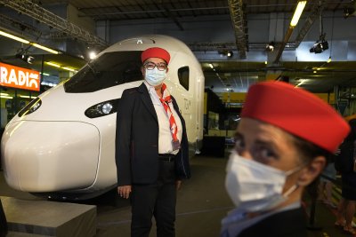 Франция отбелязва 40 години от високоскоростния жп транспорт На Лионската