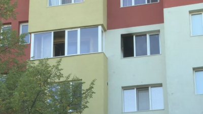 Двойно убийство в Благоевград, разследват версия за прикриването му с пожар (СНИМКИ)