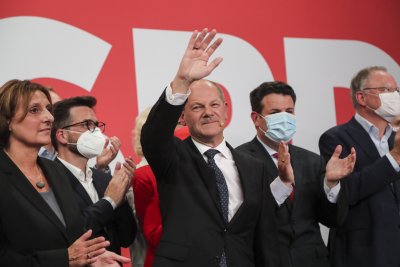 Днес Германия гласува Според последните екзитполове социалдемократите водят макар и