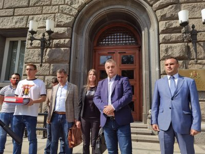ВМРО се регистрира за изборите, ще участва със свой кандидат за президент