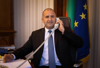 В диалога си с Република Северна Македония България отстоява не