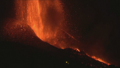 Срути се част от кратера на вулкана на остров Ла Палма