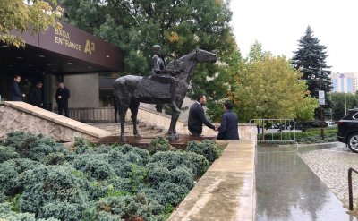 Наско Сираков: Няма да гласувам срещу Боби Михайлов