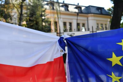 Напрежение между Брюксел и Варшава След като полският конституционен съд