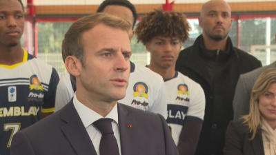 Френският президент Еманюел Макрон посети мястото където ще се проведат