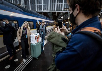 Учени и активисти пътуват със специален влак за срещата за климата
