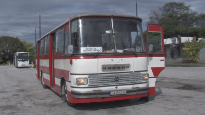 Двама мъже от Пазарджик сбъднаха детската си мечта - възстановиха рейс "Чавдар"