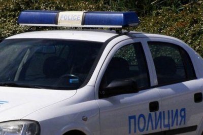 Млад мъж нападна баща си с нож след семеен скандал в София