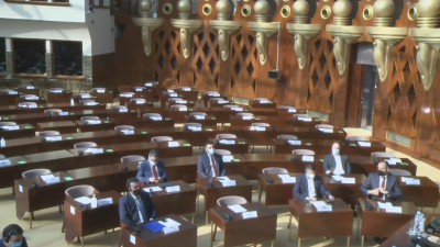 Вотът на недоверие към Заев не мина, парламентът остана без кворум