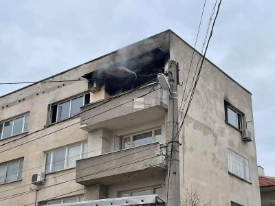 Пожар избухна в апартамент в Карлово