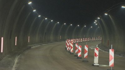 Въвеждат ограничения в движението в тунела "Траянови врата" на АМ "Тракия"