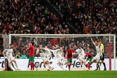 Сръбските футболисти даряват 1 милион евро след класирането си на Мондиала