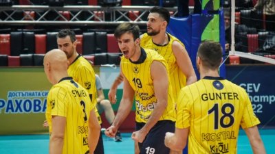 Хебър и Левски с чисти победи във волейболната Суперлига