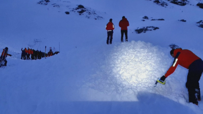 Четирима души загинаха след затрупване от лавина в австрийските Алпи Инцидентът