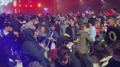 Арести и протести на митинг на кандидат за президент на Франция