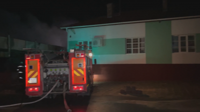 Пожар пламна в училище в Карнобат