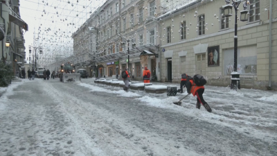 В Москва паднаха рекордни количества сняг дори и за този