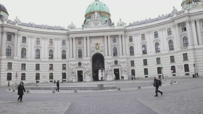 Пада строгият локдаун в Австрия, остават мерките за неваксинирани